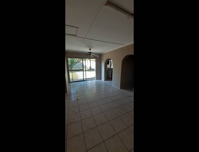 3 BEDROOM HOUSE RENTED IN BIRDSWOOD